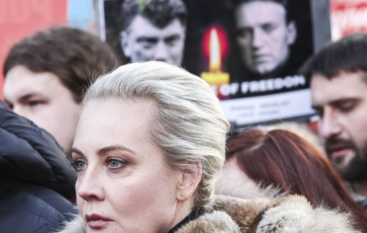 Ioulia Navalnaïa : Alexeï Navalny aurait été empoisonné