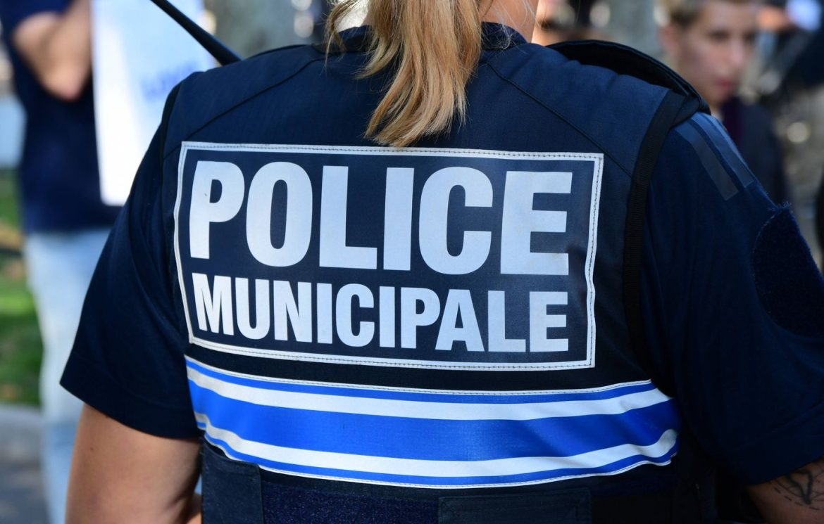 Accident mortel en Vendée : un trentenaire fuit la police