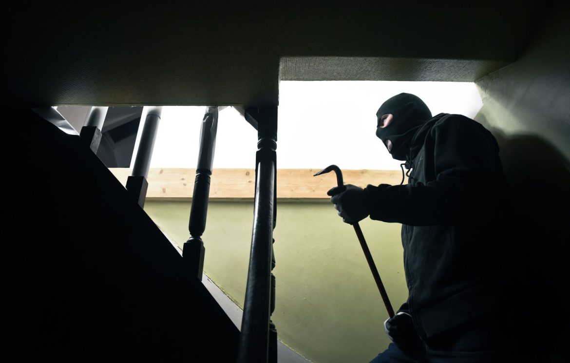 Arrestation de deux jeunes en flagrant délit de cambriolage