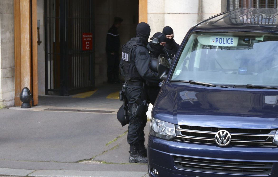 Cambriolage à Roubaix : Deux hommes condamnés après leur arrestation